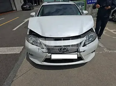 Photo 1 of 38: 2015 Lexus ES300h — Korean insurance auction