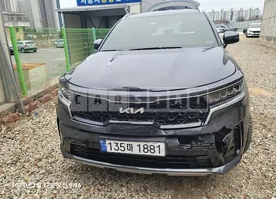 Photo 1 of 16: 2023 Kia Sorento, VIN KNARL81BGPA239933 — Korean insurance auction