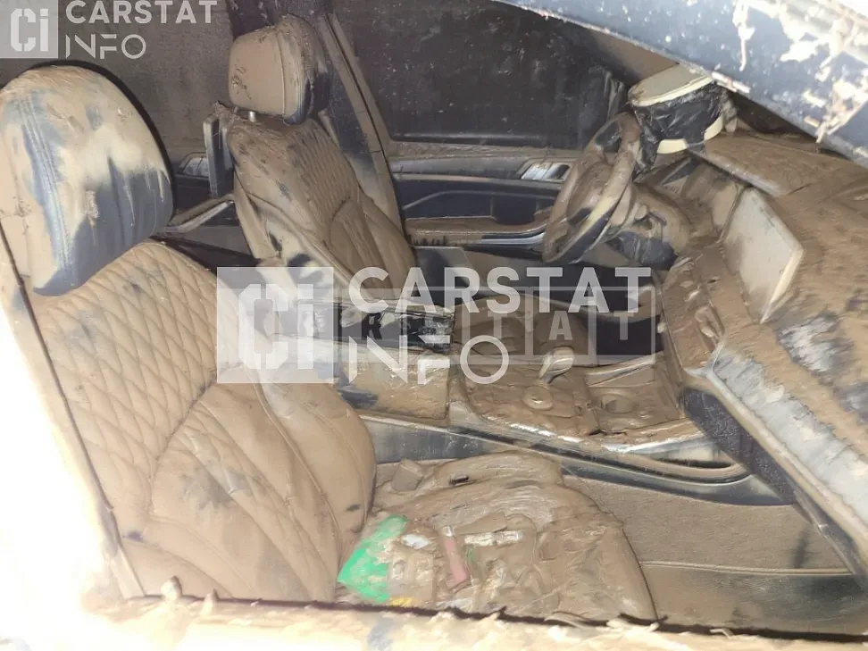 Photo 2 of 4: 2021 BMW X7 xDrive 40i, VIN WBACW2100M9G55427 — Korean insurance auction