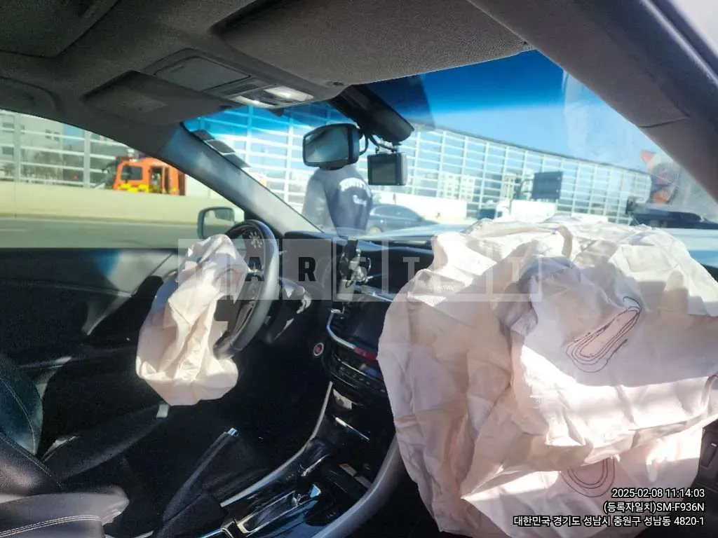 Photo 2 of 8: 2016 Honda Accord 3.5 — Korean insurance auction