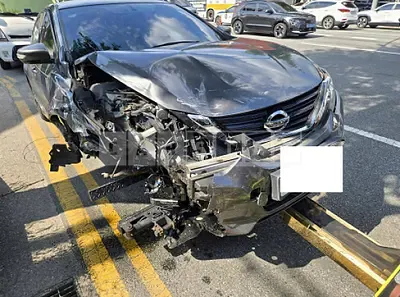 Photo 1 of 7: 2017 Nissan Altima 2.5 — Korean insurance auction