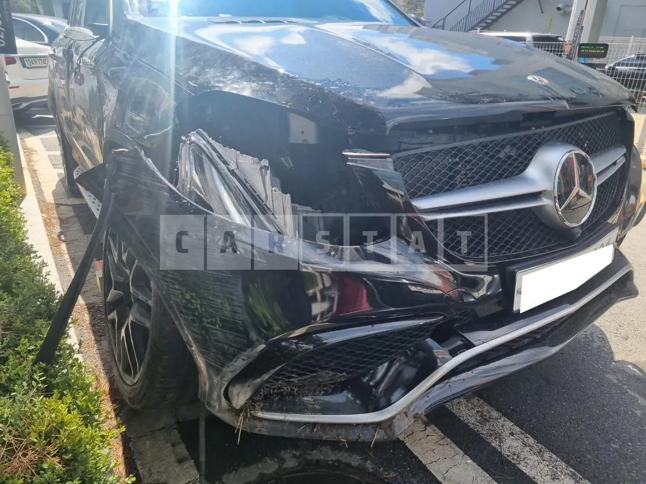 Photo 2 of 24: 2018 Mercedes-Benz GLE63 S AMG 4Matic Coupe, VIN WDCED7FB9JA118632 — Korean insurance auction
