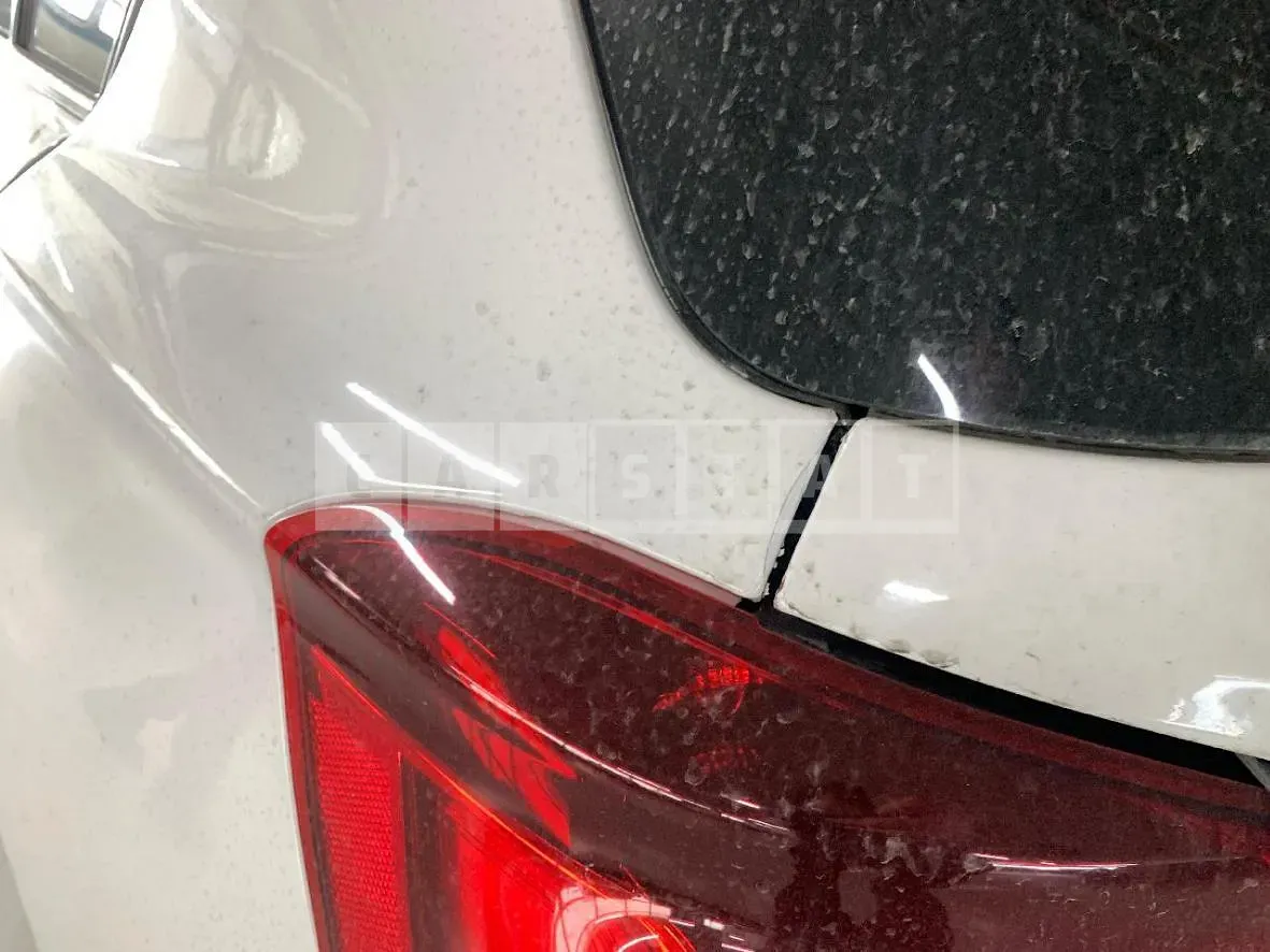 Photo 2 of 11: 2015 BMW 118d — Korean insurance auction