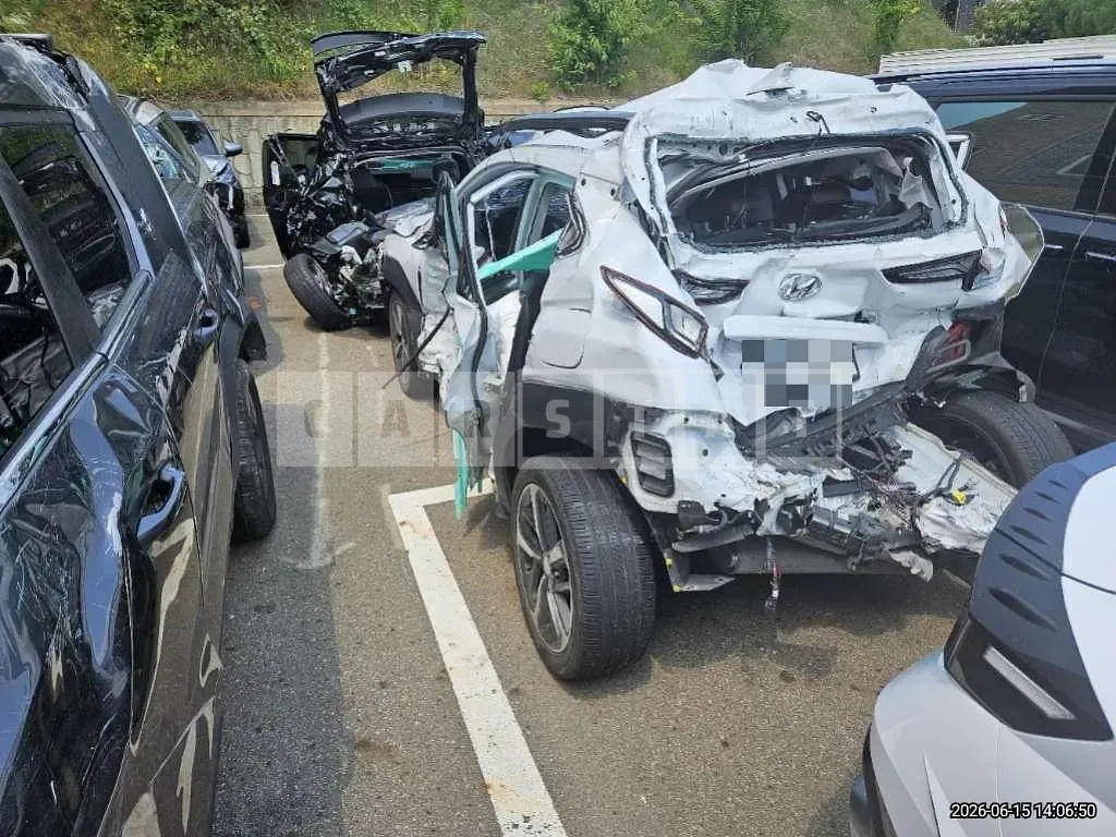 Photo 2 of 6: 2019 Hyundai Kona Gasoline 1.6 — Korean insurance auction