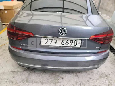 Photo 1 of 35: 2018 Volkswagen Passat 2.0 TSI, VIN 1VWZZZA3ZJC037143 — Korean insurance auction