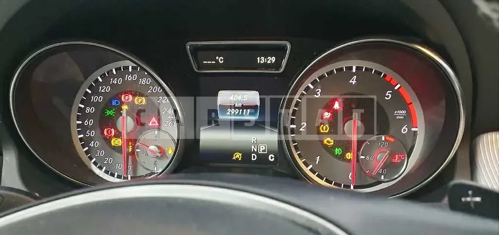 Photo 2 of 11: 2016 Mercedes-Benz GLA200d, VIN WDCTG0JB3GJ231627 — Korean insurance auction