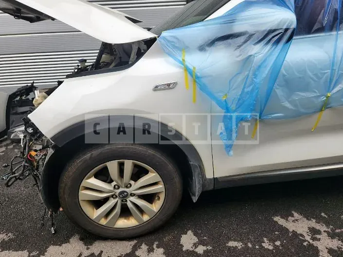 Photo 2 of 28: 2015 Kia Sorento 2.0, VIN KNAPF81ABFA115756 — Korean insurance auction