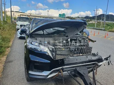 Photo 1 of 7: 2022 Kia Carnival, VIN KNANB81BBNS131772 — Korean insurance auction