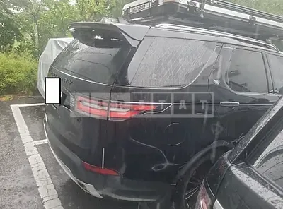 Photo 1 of 50: 2017 Land Rover Discovery TD6, VIN SALRA2BK6HA035395 — Korean insurance auction