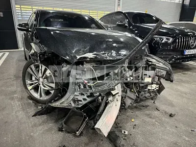 Photo 1 of 17: 2015 Mercedes-Benz S500 4Matic L, VIN WDDUG8FB7FA073928 — Korean insurance auction