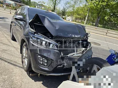 Photo 1 of 7: 2016 Kia Sorento — Korean insurance auction