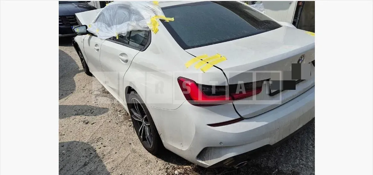 Photo 2 of 16: 2019 BMW 330i M Sport Package — Korean insurance auction