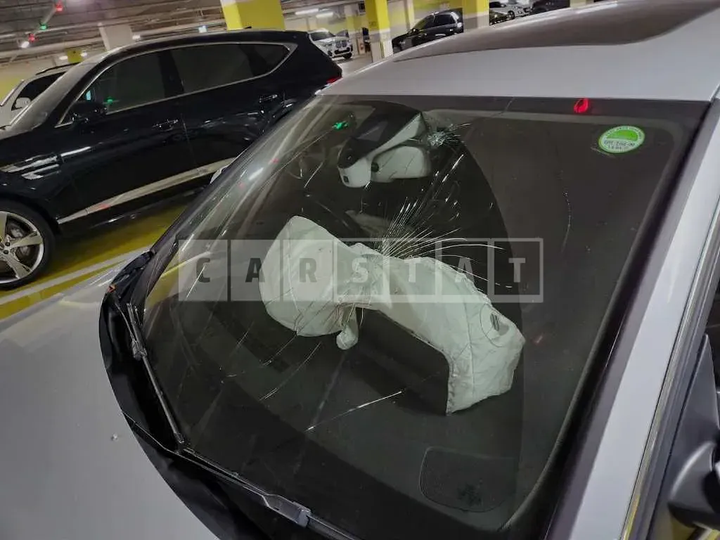 Photo 2 of 9: 2015 Audi A6 35 TDI, VIN WAUZZZ4G2FN042154 — Korean insurance auction