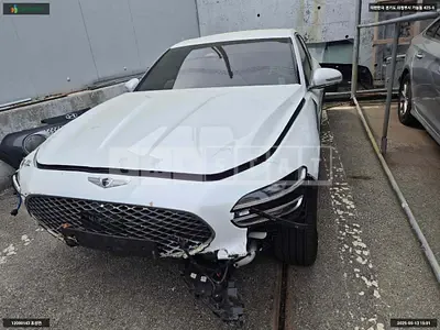 Photo 1 of 34: 2022 Genesis G70, VIN KMTG341ADNU102894 — Korean insurance auction