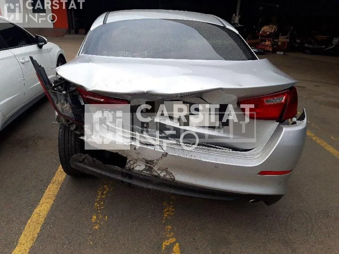 Photo 2 of 19: 2015 Kia K5, VIN KNAGN418BFA624930 — Korean insurance auction