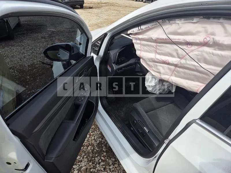 Photo 2 of 17: 2024 Volkswagen Golf 2.0TDI — Korean insurance auction