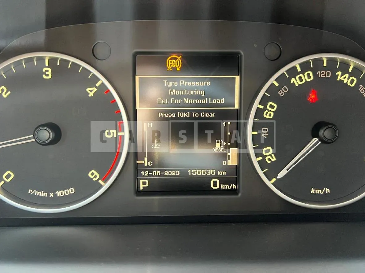 Photo 2 of 25: 2016 Land Rover Discovery 4 3.0d, VIN SALLAAAG6GA805911 — Korean insurance auction