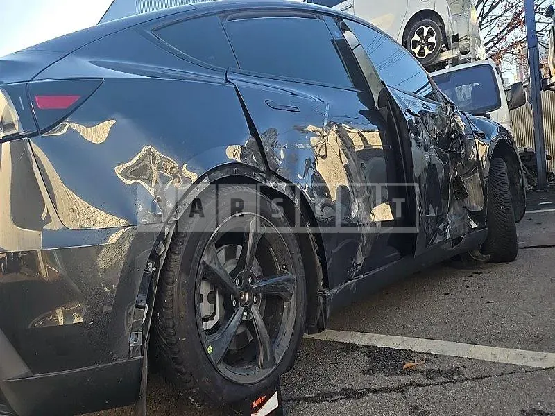 Photo 2 of 27: 2025 Tesla Model Y RWD — Korean insurance auction