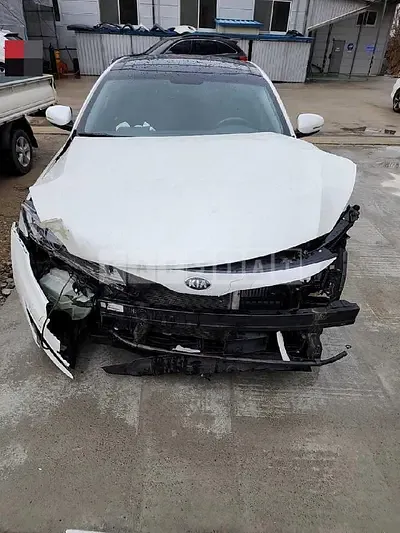 Photo 1 of 20: 2015 Kia K5, VIN KNAGN416BFA607465 — Korean insurance auction