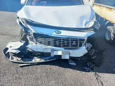 Photo 1 of 7: 2016 Kia Carnival, VIN KNAMB81ABGS220173 — Korean insurance auction