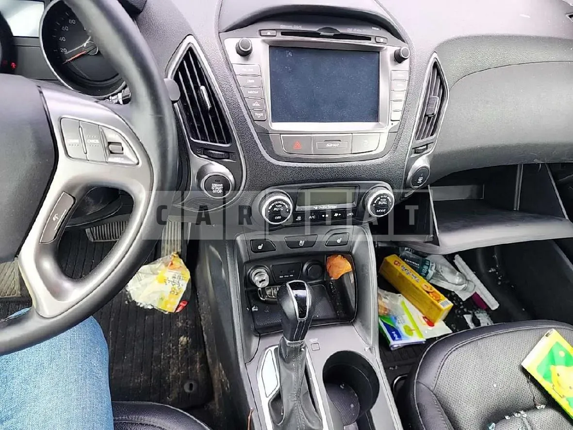 Photo 2 of 7: 2014 Hyundai Tucson ix — Korean insurance auction