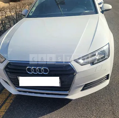 Photo 1 of 9: 2019 Audi A4 40 TFSI — Korean insurance auction