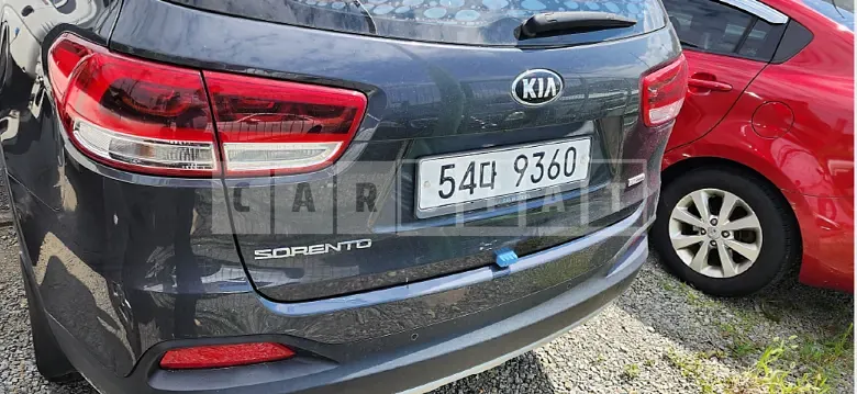 Photo 2 of 15: 2016 Kia Sorento, VIN KNAPS81ABGA123053 — Korean insurance auction