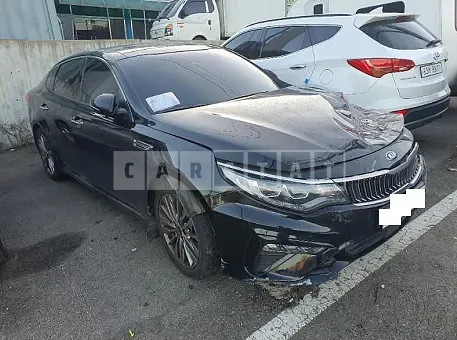 Photo 2 of 10: 2019 Kia K5, VIN KNAGW411BKA256961 — Korean insurance auction