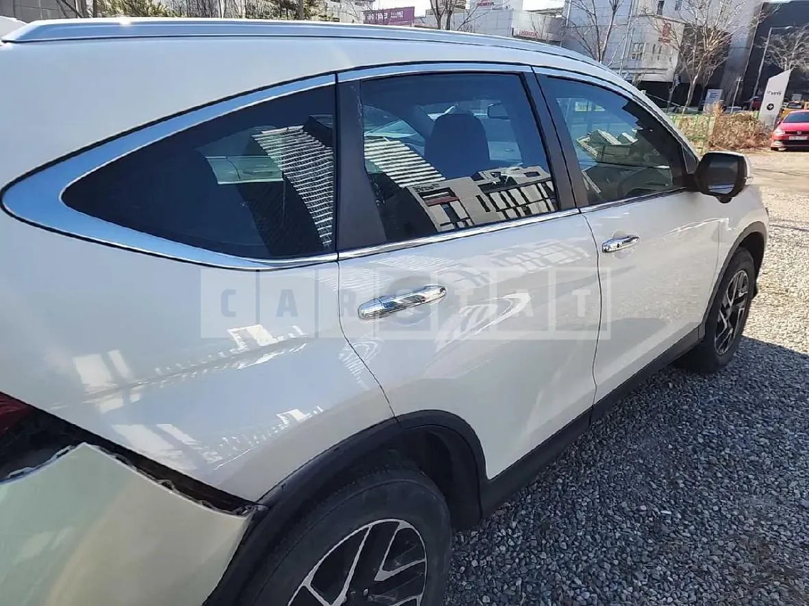 Photo 2 of 12: 2016 Honda CR-V 4WD — Korean insurance auction