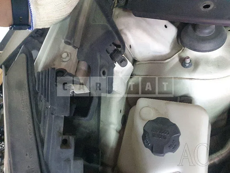 Photo 2 of 17: 2015 Hyundai Tucson, VIN KMHJT81VBFU094071 — Korean insurance auction