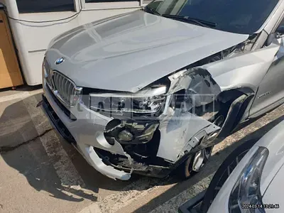 Photo 1 of 18: 2015 BMW X4 xDrive 20d, VIN WBAXX1105F0L95989 — Korean insurance auction