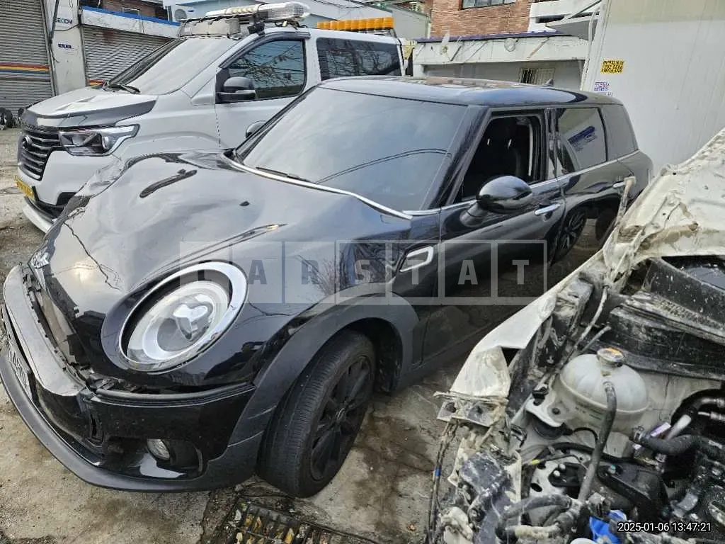 Photo 2 of 18: 2018 MINI Cooper D Clubman — Korean insurance auction