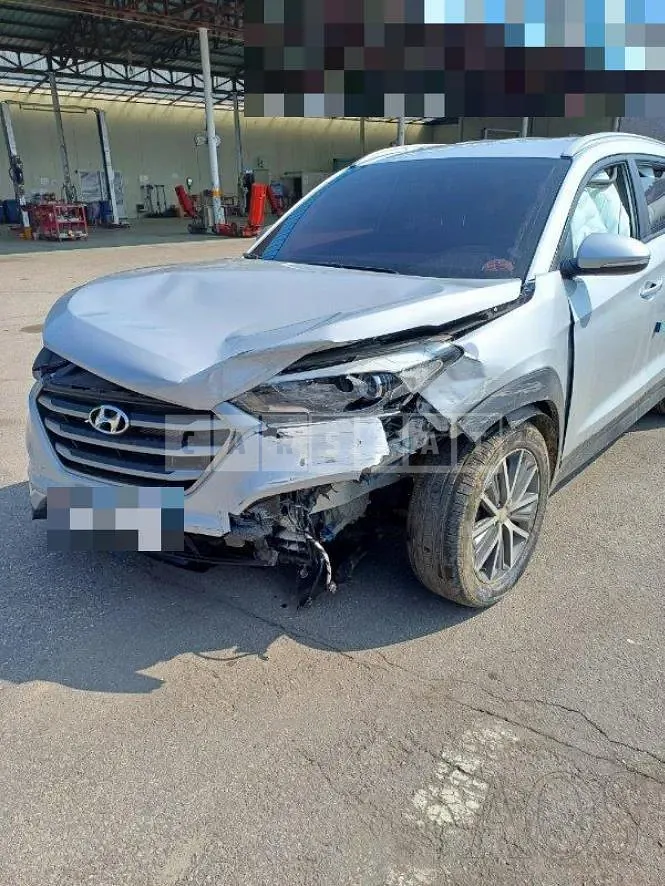 Photo 2 of 5: 2017 Hyundai Tucson TL 2.0 4WD — Korean insurance auction