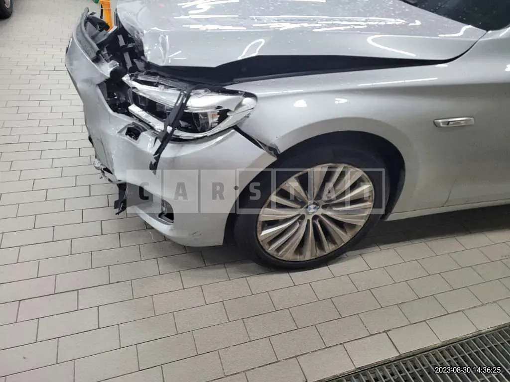 Photo 2 of 20: 2017 BMW Gran Turismo 30d xDrive, VIN WBA5N6100HG810558 — Korean insurance auction