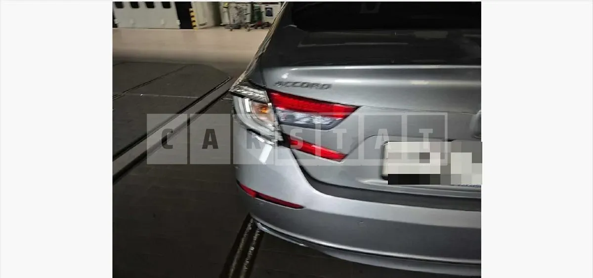 Photo 2 of 30: 2018 Honda Accord Hybrid — Korean insurance auction