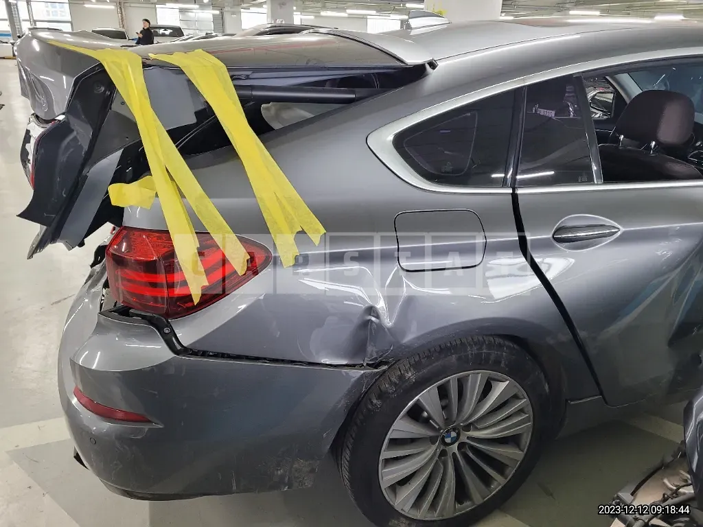 Photo 2 of 11: 2015 BMW Gran Turismo 30d xDrive, VIN WBA5N6101GGT63401 — Korean insurance auction