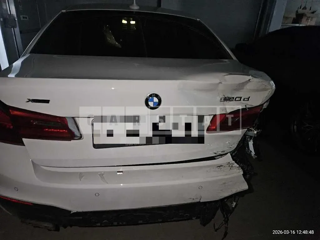 Photo 2 of 14: 2019 BMW 520d xDrive M Sport Packag — Korean insurance auction