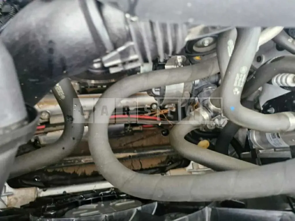 Photo 2 of 16: 2024 BMW 520i — Korean insurance auction