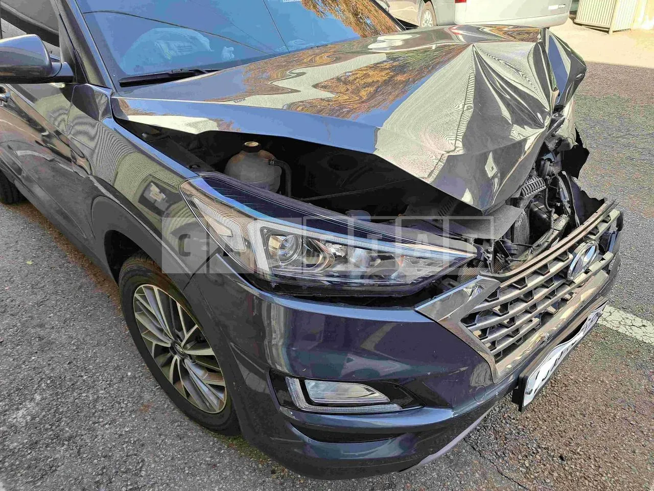 Photo 2 of 6: 2019 Hyundai Tucson, VIN KMHJ5817GKU023871 — Korean insurance auction