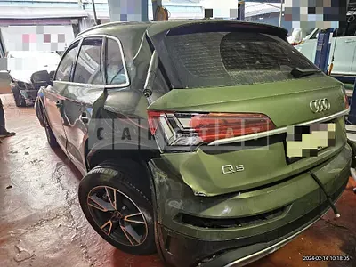 2022 Audi Q5 40 TDI quattro