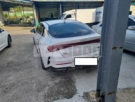 Photo 2 of 11: 2022 Kia K5, VIN KNAG341JBNA017945 — Korean insurance auction
