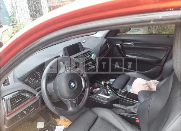 Photo 2 of 8: 2016 BMW 118d — Korean insurance auction