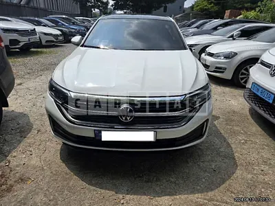 Photo 1 of 17: 2023 Volkswagen Jetta — Korean insurance auction