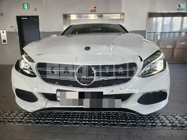 Photo 2 of 28: 2017 Mercedes-Benz C220 d — Korean insurance auction