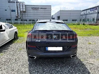Photo 2 of 9: 2022 BMW X6 xDrive 40i, VIN WBACY6104N9M95309 — Korean insurance auction