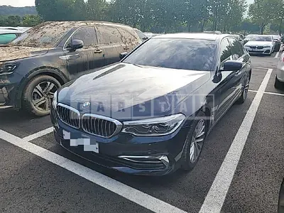 Photo 1 of 9: 2020 BMW 520d xDrive Luxury, VIN WBAJF5107LCE18007 — Korean insurance auction