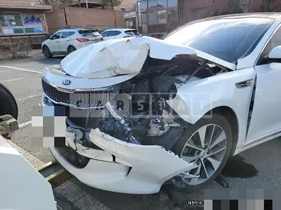 Photo 1 of 8: 2015 Kia K5 1.7 (Diesel), VIN KNAGU415GGA007101 — Korean insurance auction