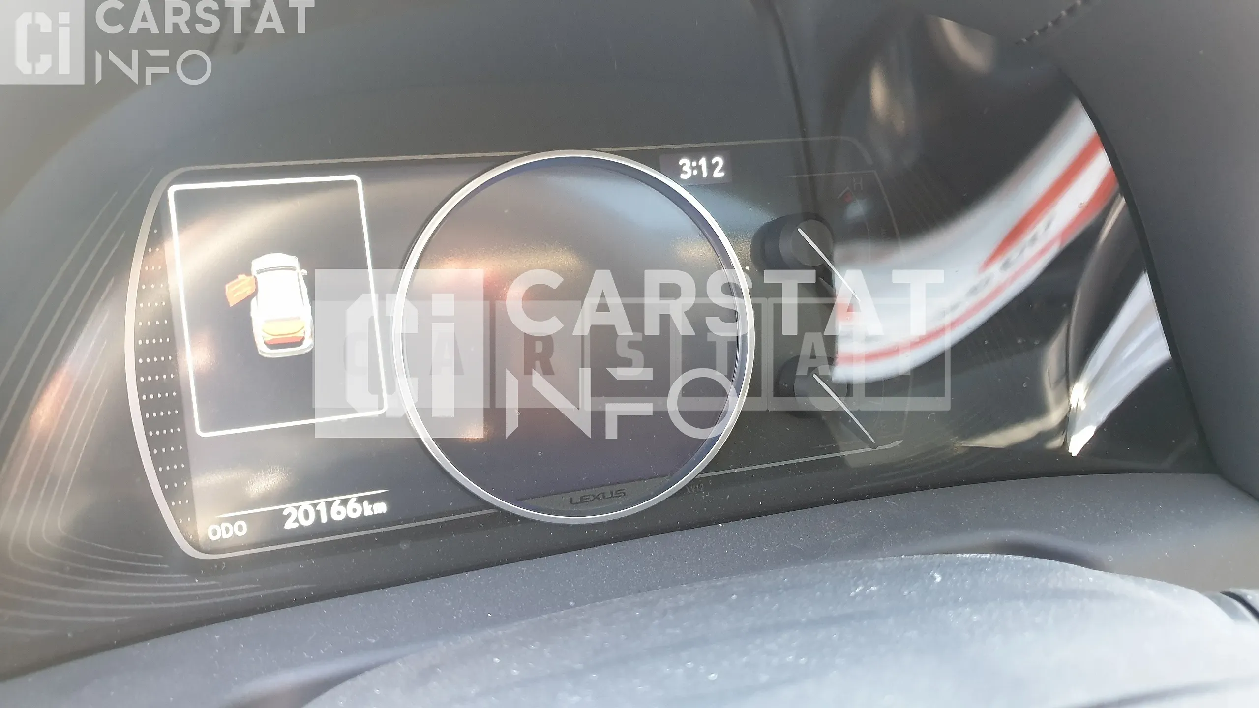 Photo 2 of 8: 2021 Lexus ES300h, VIN JTHBA1C11M2003546 — Korean insurance auction