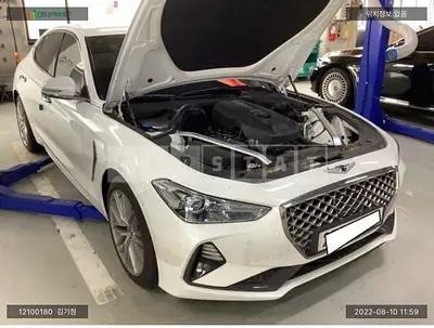 Photo 1 of 10: 2020 Genesis G70, VIN KMTG341ABLU067983 — Korean insurance auction