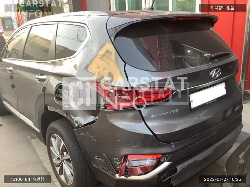 Photo 2 of 21: 2019 Hyundai Santa Fe, VIN KMHS281ABLU236181 — Korean insurance auction